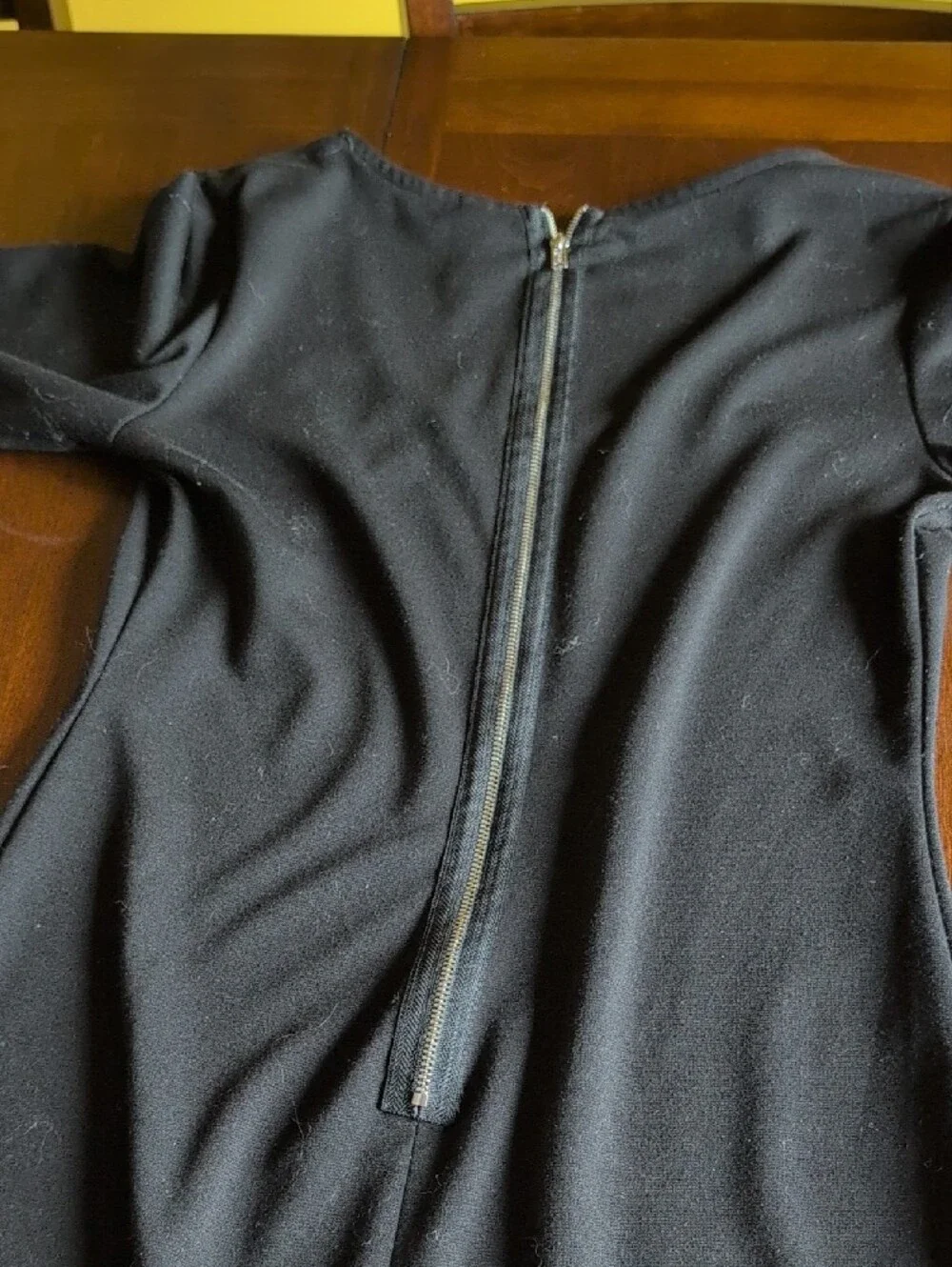 Black Women's Scoop Neck 3/4 Sleeve Mini Dress